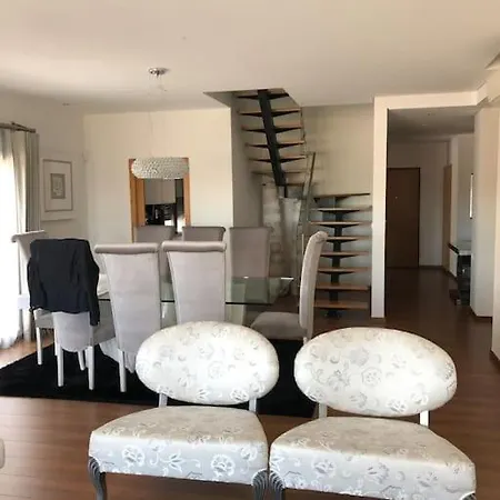 Luxurious Penthouse Private Swimming Pool Oriente Ferienhaus Lissabon